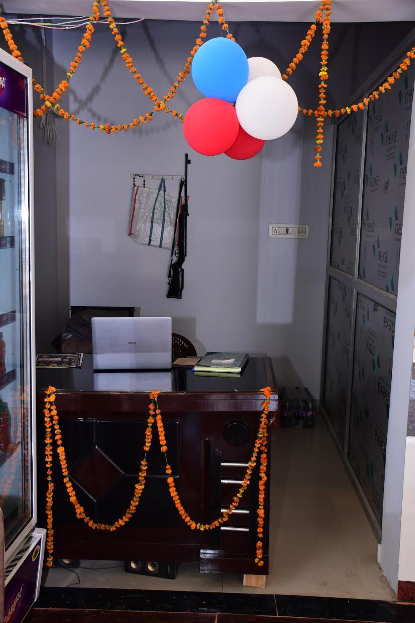 Shree Ram Hotel Ayodhya Bagian luar foto